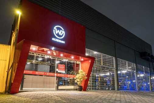 W7 Academia Itajai Centro